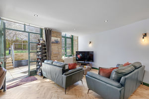 Photo 1- click for photo gallery